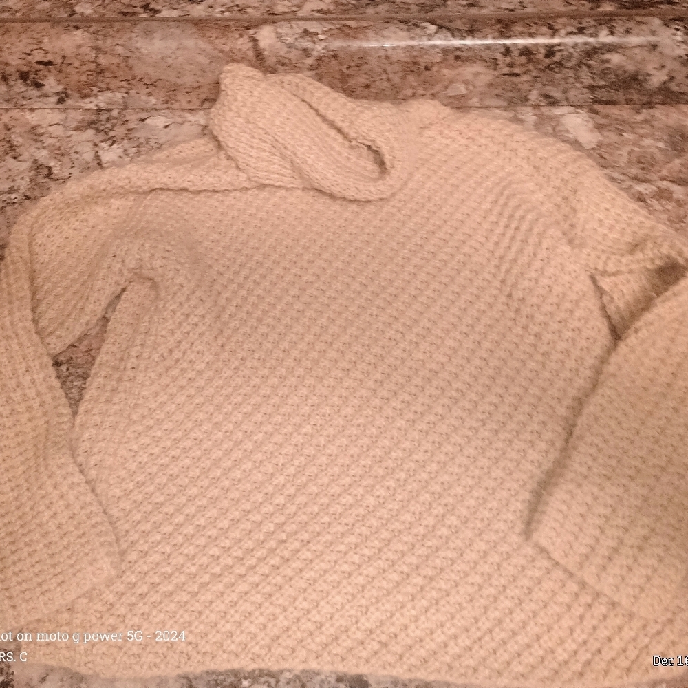 Cozy Cream Girls Soft Cashmere Inspired Sweater Large Extra Large - Picture 3 of 4